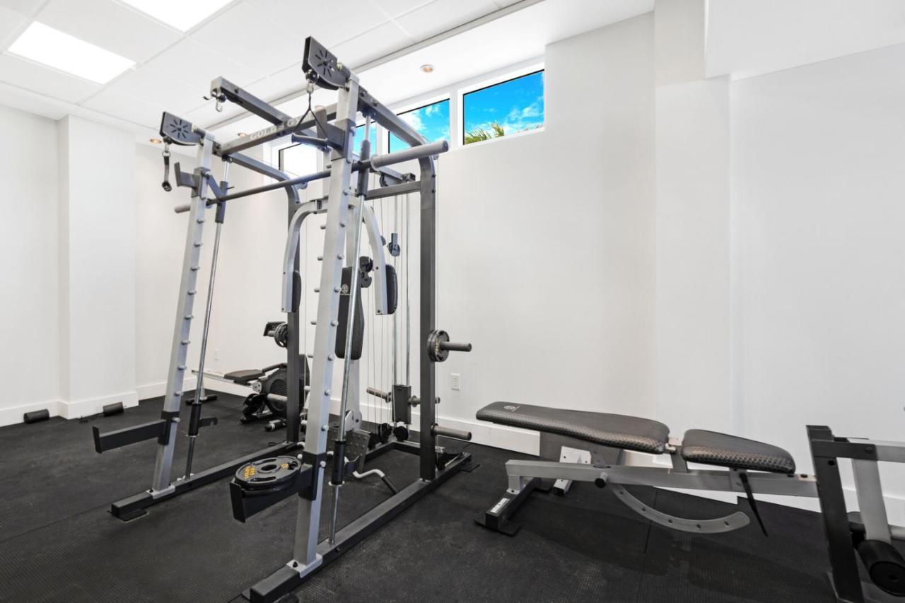 Roami At Sunny Isles Apartment Miami Beach Exterior photo