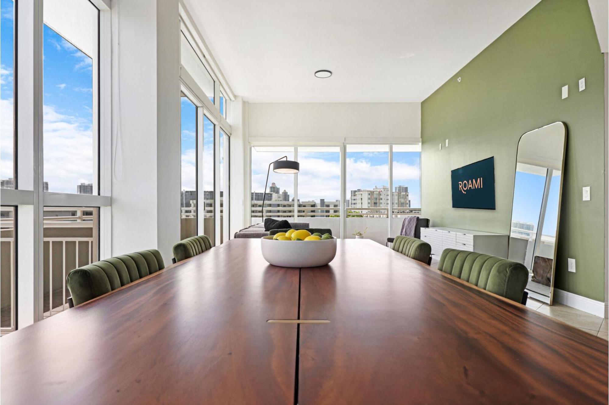 Roami At Sunny Isles Apartment Miami Beach Room photo
